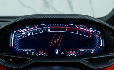 Lamborghini Revuelto 22