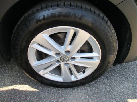 Vauxhall Grandland X 1.2 Turbo SE Euro 6 (s/s) 5dr 11