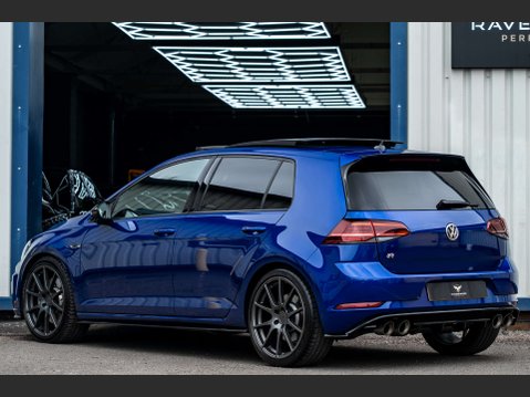 Volkswagen Golf 2.0 Golf R TSi 4Motion Semi-Auto 4WD 5dr 2