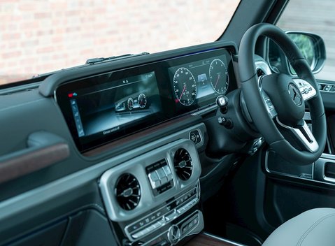 Mercedes-Benz G Series AMG Line 17