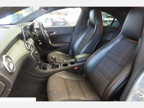 Mercedes-Benz CLA Class 2.1 CLA200 CDI Sport Coupe Euro 6 (s/s) 4dr 3