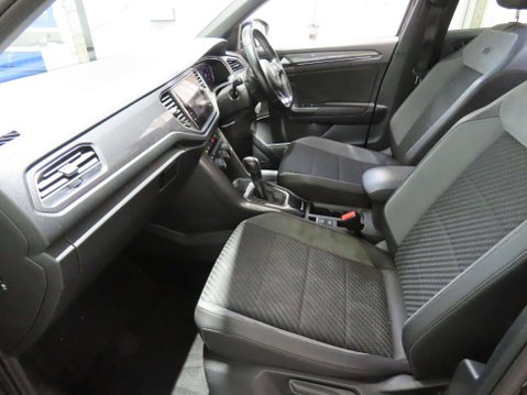 Volkswagen T-Roc 2.0 T-Roc R-Line TDI Semi-Auto 5dr 8