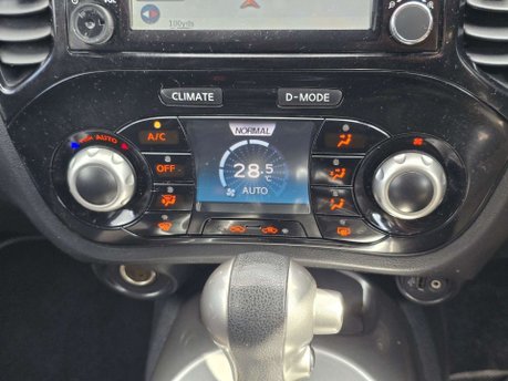 Nissan Juke 1.6 Acenta Premium SUV 5dr Petrol CVT Euro 5 (117 ps) 58