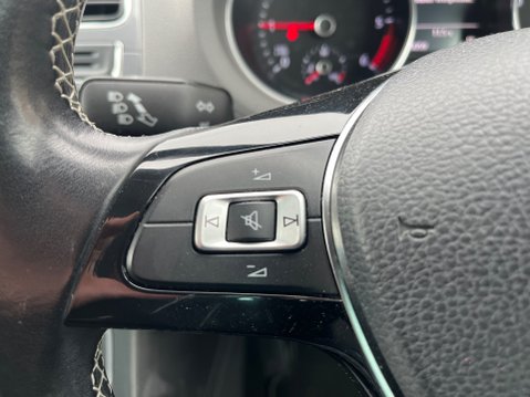 Volkswagen Polo 1.4 TDI SE DESIGN BLUEMOTION 12