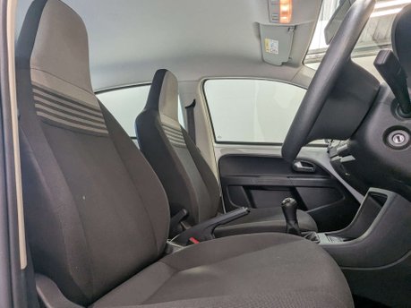 Volkswagen Up 1.0 Move up! 5dr 31