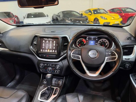 Jeep Cherokee 2.2 MultiJetII Overland SUV 5dr Diesel Auto 4WD Euro 6 (s/s) (200 ps) 2