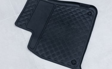 Bentley Bentayga V8 First Edition LHD 41