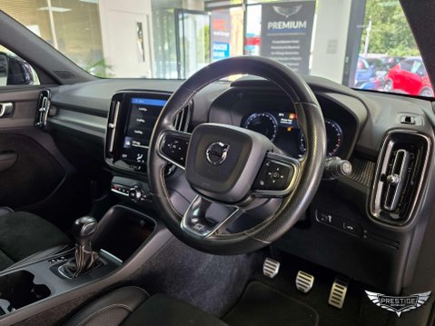 Volvo XC40 1.5 T3 R-Design Euro 6 (s/s) 5dr 73