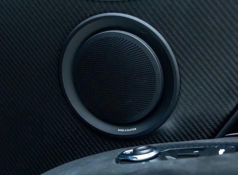 Aston Martin DBS Superleggera 26