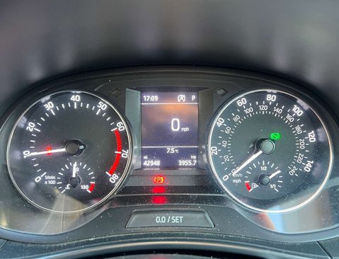 Skoda Fabia 1.0 Fabia SE L TSi Semi-Auto 5dr 10