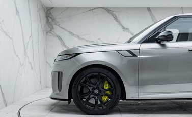 Land Rover Range Rover Sport P635 SV EDITION ONE 38
