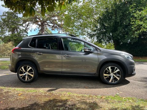 Peugeot 2008 PURETECH S/S GT LINE 19