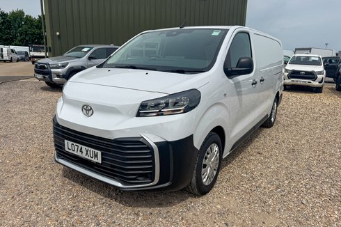 Toyota Proace LWB L2H1 Low Roof (Category N) Icon 310 Air Con Nav Sensors EURO 6