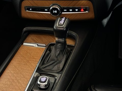 Volvo XC90 D5 POWERPULSE INSCRIPTION AWD 16