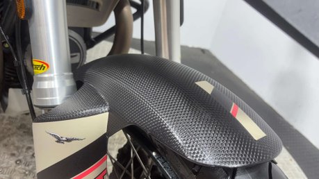 Moto Guzzi V85 TT 850 2021 ONLY 11K HISTORY FULL LUGGAGE ADVENTURE BIKE 25