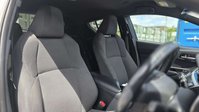 Toyota C-HR 1.8 VVT-h Design SUV 5dr Petrol Hybrid CVT Euro 6 (s/s) (122 ps) 10