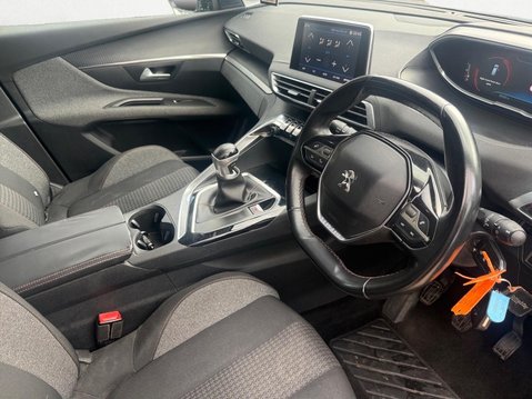 Peugeot 3008 1.2 PureTech Active Euro 6 (s/s) 5dr 14