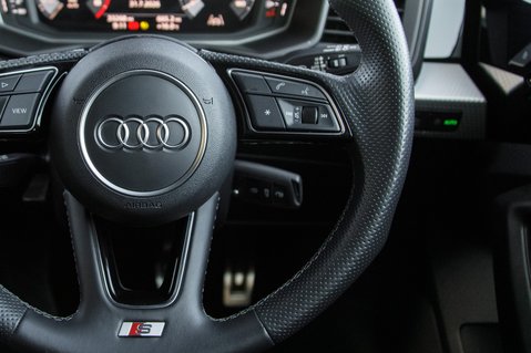 Audi A1 SPORTBACK TFSI S LINE 20