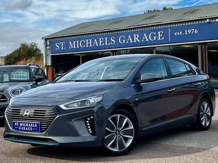 Hyundai IONIQ 1.6 IONIQ Premium SE FHEV Semi-Auto 5dr