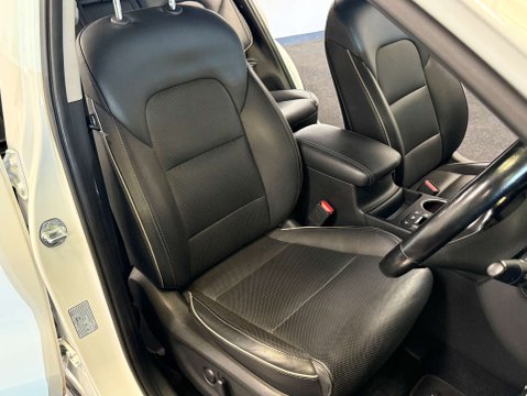 Kia Sportage 1.6 Sportage 4 CRDi ISG MHEV 4x4 Semi-Auto 4WD 5dr 10