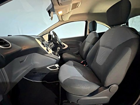 Ford Ka ZETEC 17