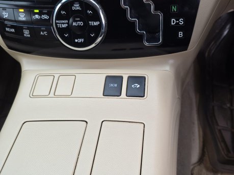 Toyota Estima Auto+Hybrid+LowMiles+8Seater 29