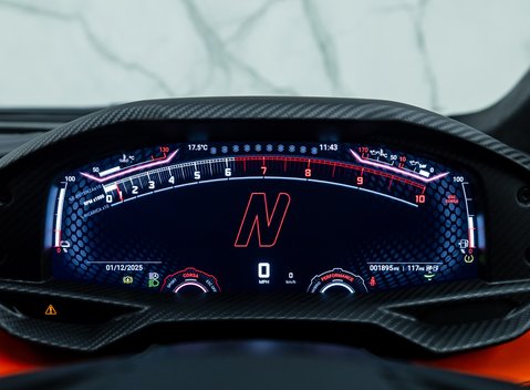 Lamborghini Revuelto 22