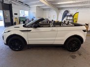 Land Rover Range Rover Evoque 2.0 TD4 HSE Dynamic Auto 4WD Euro 6 (s/s) 2dr 9