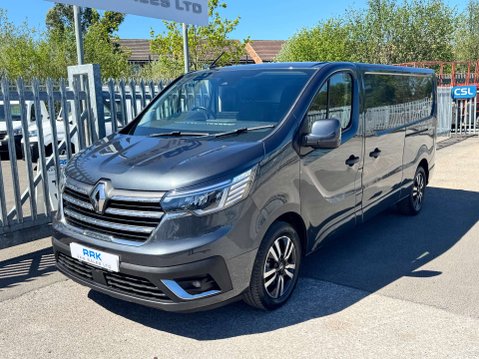 Renault Trafic 2.0 Trafic LL30 Sport+ Blue dCi 37