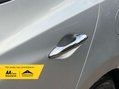 Hyundai ix35 2.0 ix35 Premium 4WD CRDi 134 4WD 5dr 14