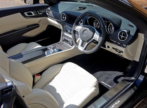 Mercedes-Benz SL Class SL63 AMG 16