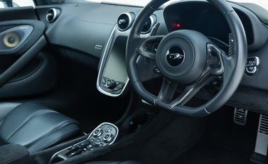 McLaren 570 GT MSO Black Collection 11