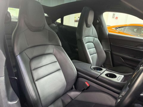 Porsche Taycan Performance Plus 93.4kWh Saloon 4dr Electric Auto RWD (476 ps) 27