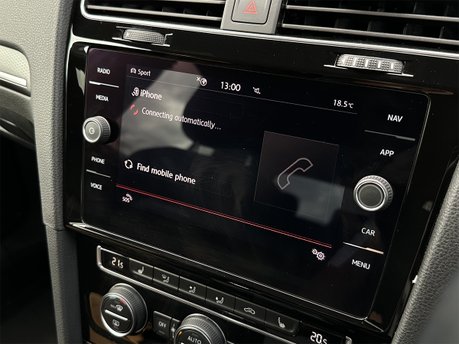 Volkswagen Golf GTI PERFORMANCE TSI DSG 74