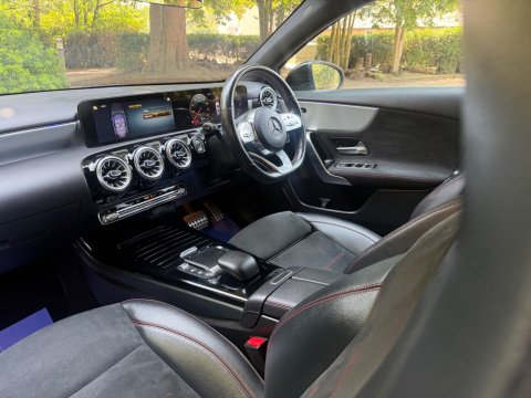 Mercedes-Benz A Class 1.3 A180 AMG Line (Executive) 7G-DCT Euro 6 (s/s) 5dr 18