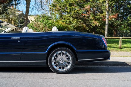 Bentley Azure 12
