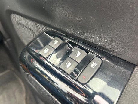 Citroen C3 PURETECH FLAIR NAV EDITION 23