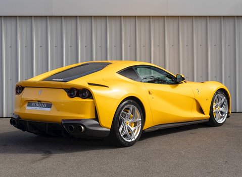 Ferrari 812 Superfast 7