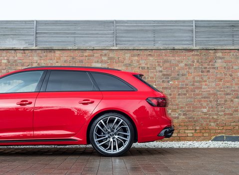 Audi RS4 Avant Vorsprung 30