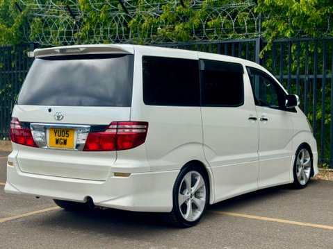 Toyota Alphard Sunroof 8 Seater 34
