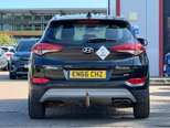 Hyundai TUCSON 2.0 CRDi SE Nav SUV 5dr Diesel Manual 4WD Euro 6 (136 ps) 9