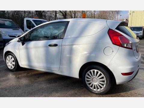 Ford Fiesta 1.6 TDCi ECOnetic II Panel Van 3dr 14