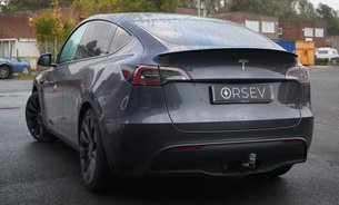 Tesla Model Y PERFORMANCE AWD Tow Hitch Enhanced Autopilot Midnight Silver One Owner VATQ 2