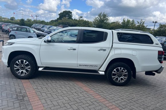 Mitsubishi L200 DI-D BARBARIAN DOUBLE CAB AUTO REAR CANOPY 10