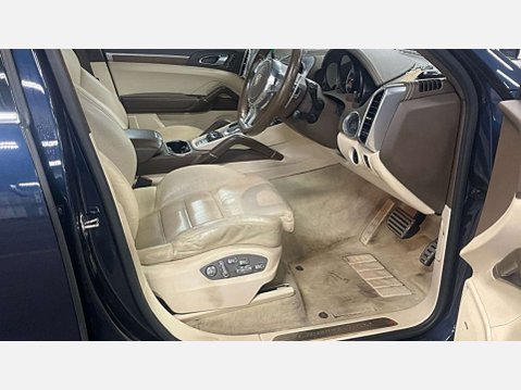 Porsche Cayenne 4.8 Cayenne V8 T Tip S 4WD 5dr 16