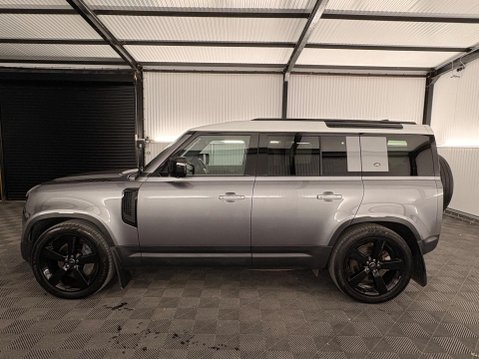 Land Rover Defender 3.0 D250 MHEV SE Auto 4WD Euro 6 (s/s) 5dr 47
