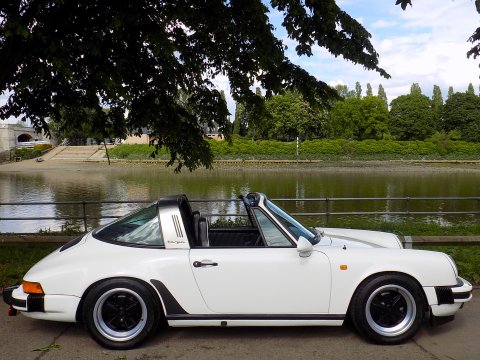 Porsche 911 CARRERA 3.2 TARGA 5