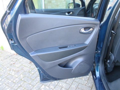 Renault Captur 0.9 TCe ENERGY Dynamique S Nav Euro 6 (s/s) 5dr 45