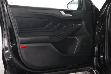 Ford Focus ST-LINE X 43