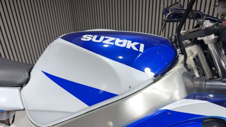 Suzuki GSX-R GSXR600 1998 SRAD 600CC SUPER SPORT RUNNING TRACK PROJECT 8